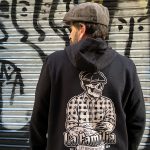 LIFE GOES BY SO FAST ZIPPER NEGRA