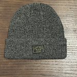 DARK SEAS BEANIE KINTNER GRIS